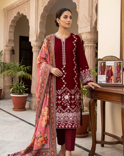Zainab Chottani Premium Air-Jet Dhanak 3-Piece Embroidered Suit (Code: 2208)
