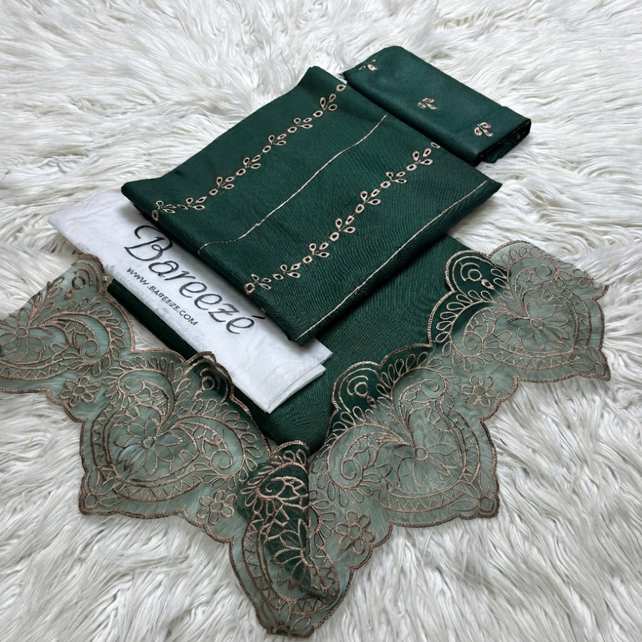 Bareeze Premium Embroidered 2-Piece Dhanak Suit with Front Patch