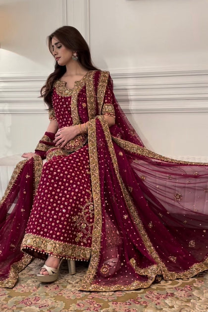 Premium Magenta Festive Wedding Wear – 4-Sided Embroidered Dupatta Edition