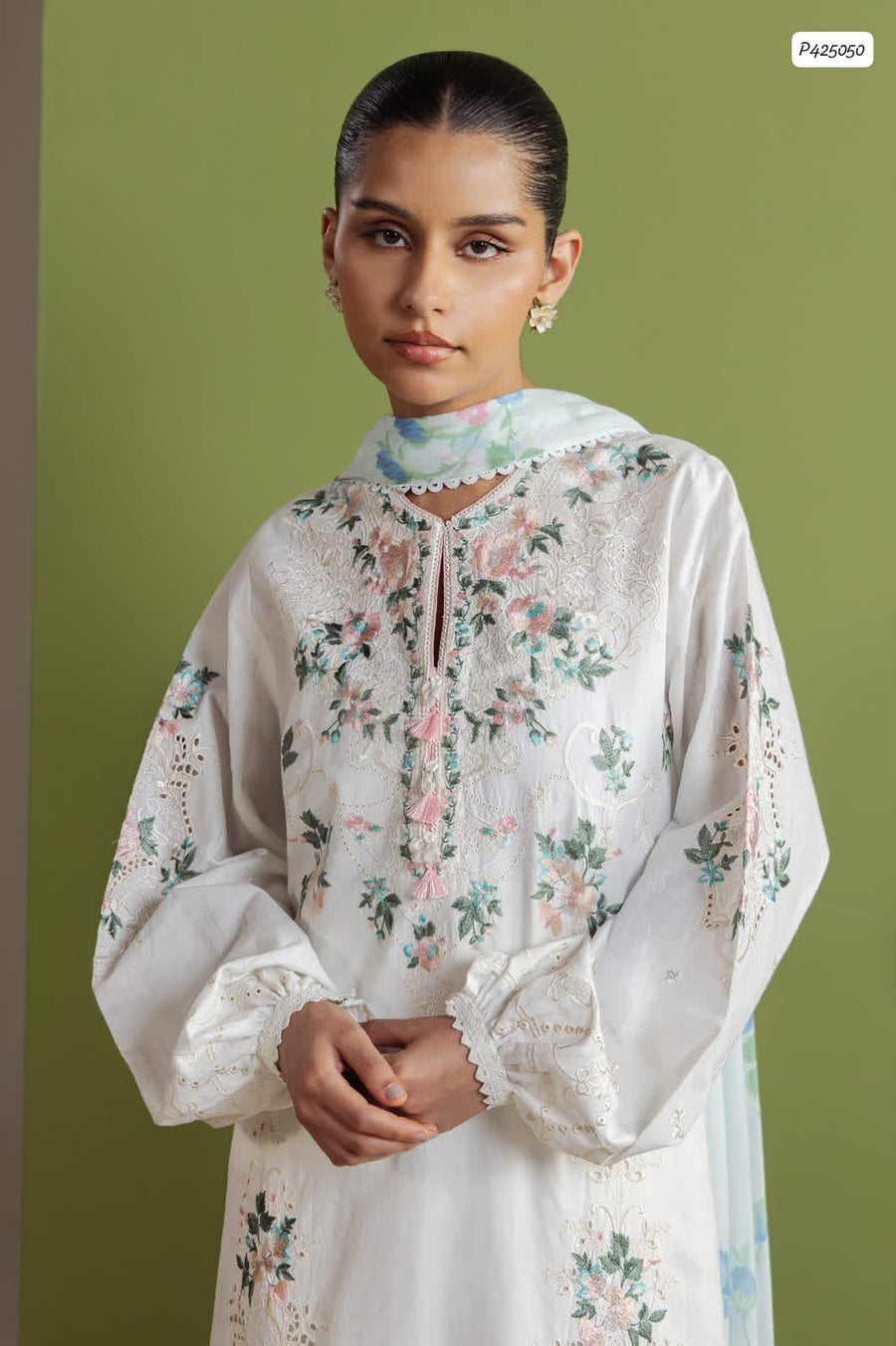 Coco by Zara Shahjahan Chikankari Embroidered Dhanak 3-Piece Suit – Winter 2026