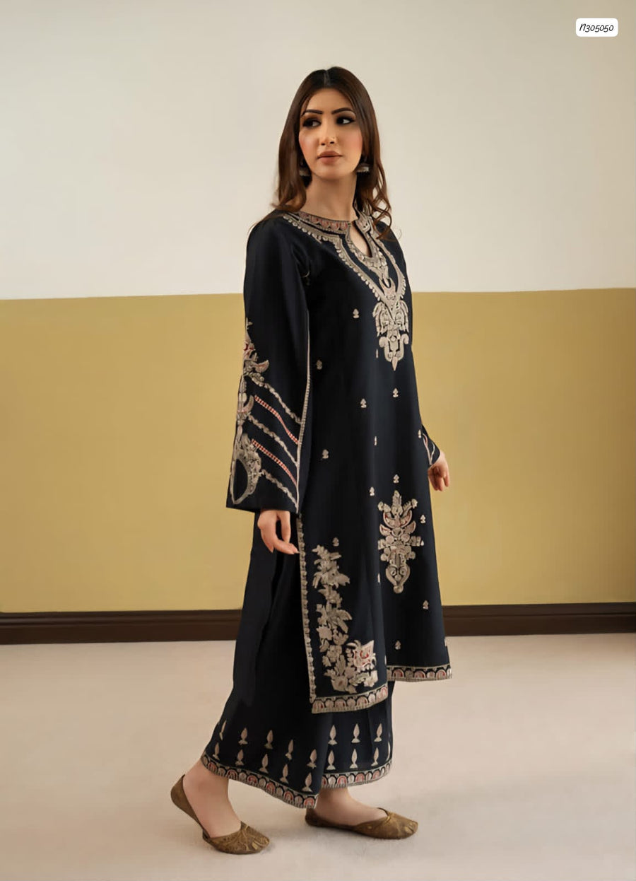 Urgepret Premium Air-Jet Dhanak Heavy Thread Embroidered 2-Piece Suit – Winter 2026–27