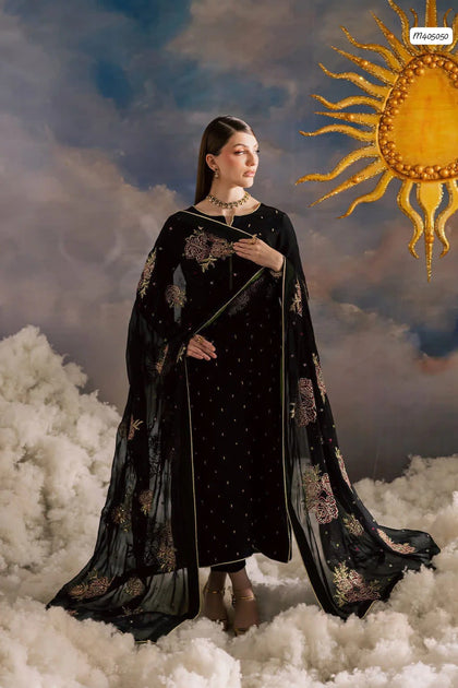 VANIYA Luxury Chiffon Collection 2026 – Heavy Embroidered 3-Piece Suit