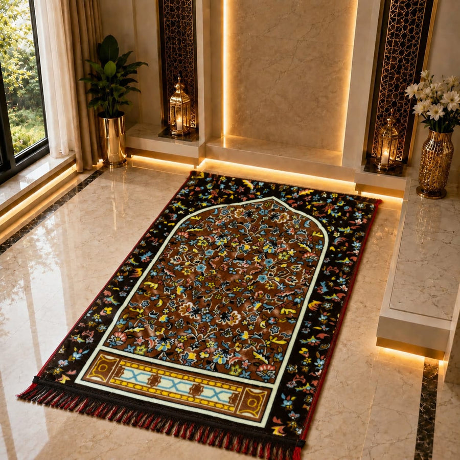 Premium Madina Style Velvet Prayer Mat (Janamaz) – Hajj & Umrah Collection