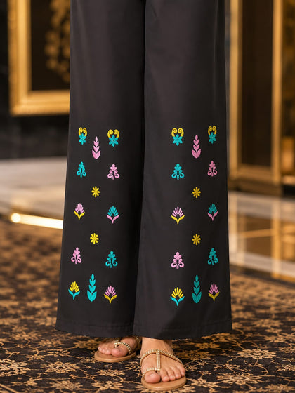 Trendy Floral Embroidered Baggy Pants