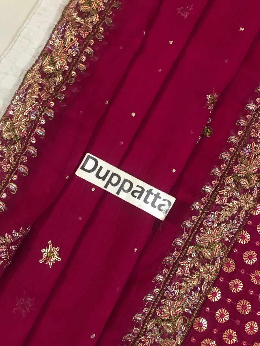Premium Magenta Festive Wedding Wear – 4-Sided Embroidered Dupatta Edition