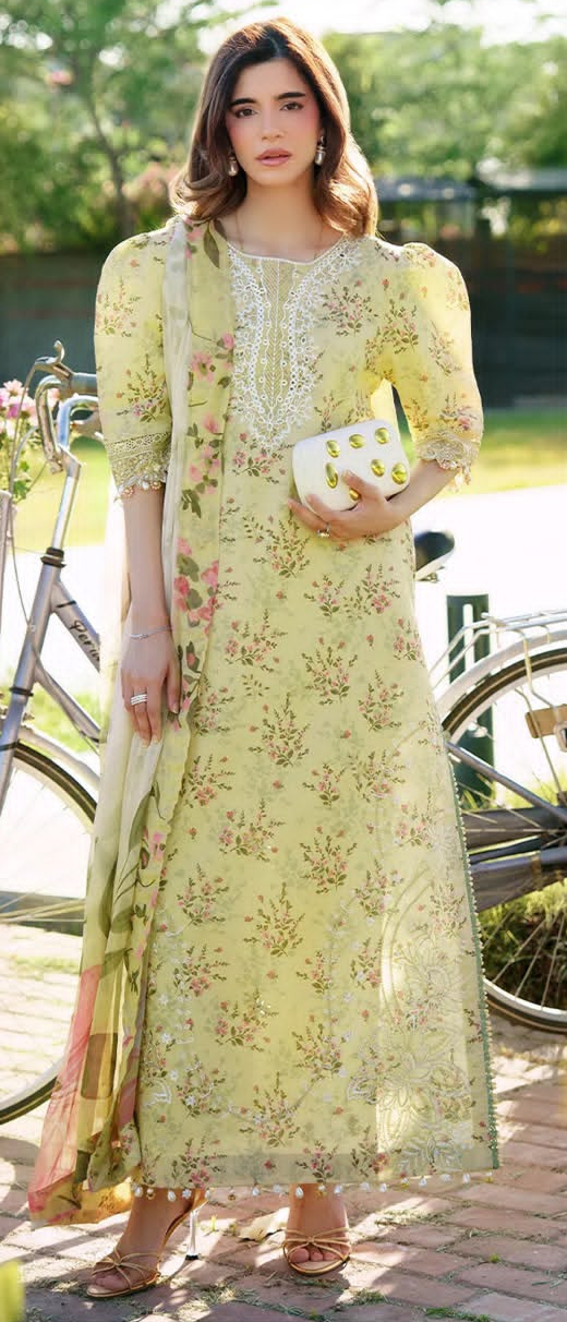 Elegant Soft Pink Airjet Linen 3PC Suit – Heavy Embroidery & Ready Lace Dupatta