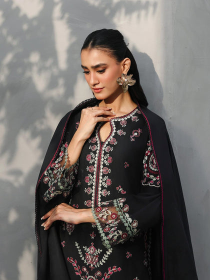 EDENROBE Premium Version 3PC Heavy Embroidered Dhanak Suit – Winter Collection 2026/27