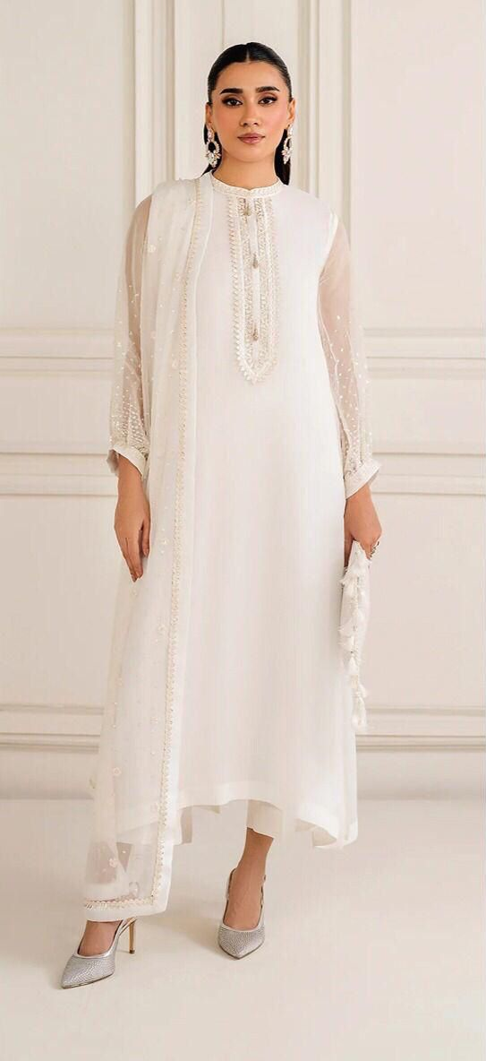 Baroque Chiffon Embroidered Elegance – Premium Unstitched Replica Collection