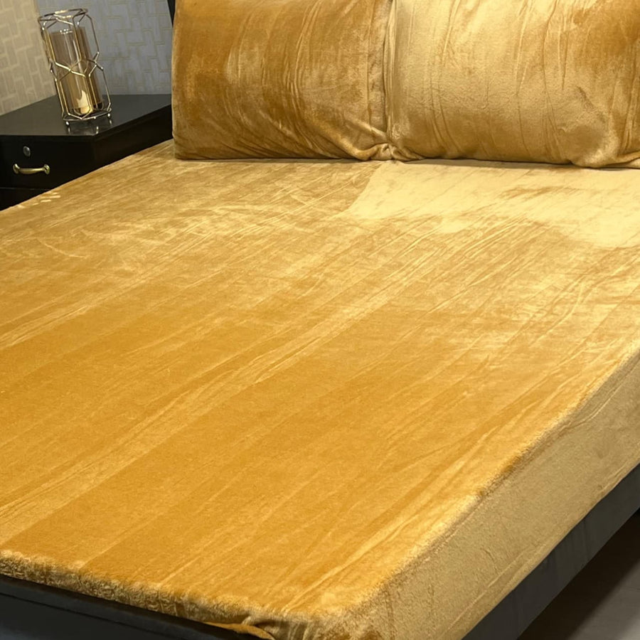 Premium Soft Velvet Fleece King Size Bedsheet with 2 Pillow Covers (95" x 90")