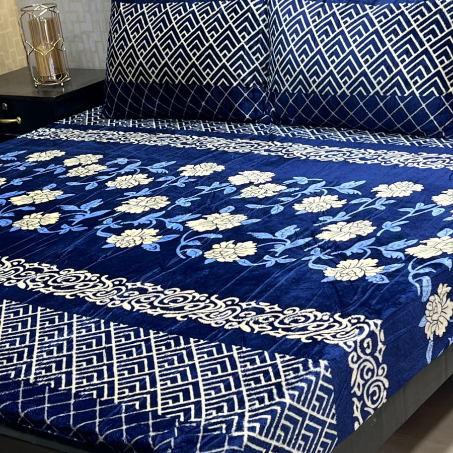Luxury Super Soft Fleece 3-Piece King Size Bedsheet Set with 2 Pillow Covers