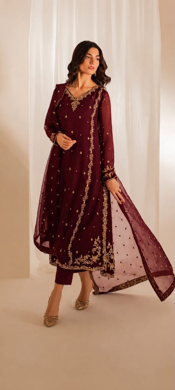 Iznik Hit Code Premium Heavy Embroidered Chiffon 3-Piece Suit – Black & Red